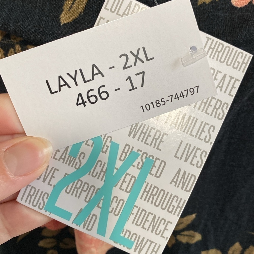 Lularoe Floral Layla Roses Black Pink NWT - Picture 6 of 6